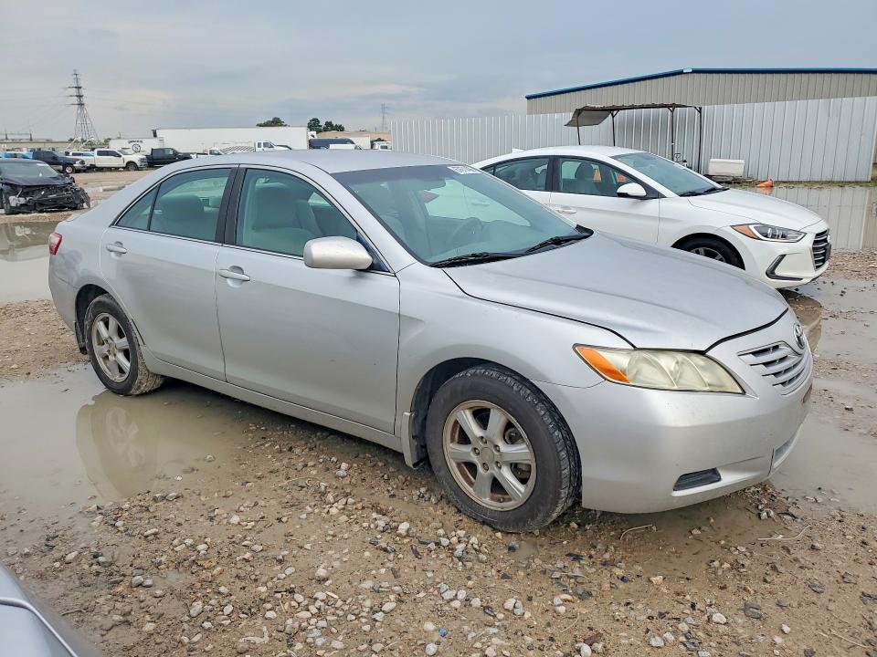Photo 4 from auction – 2009 TOYOTA CAMRY with VIN 4T1BE46K99U353249