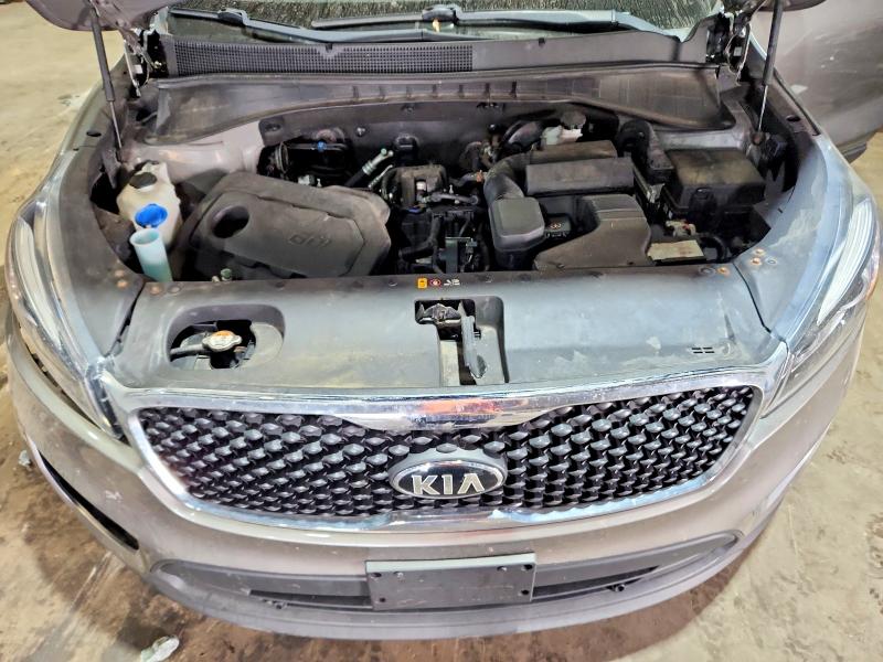 Zdjęcie 12 z aukcji – 2016 KIA SORENTO z VIN 5XYPG4A38GG017501
