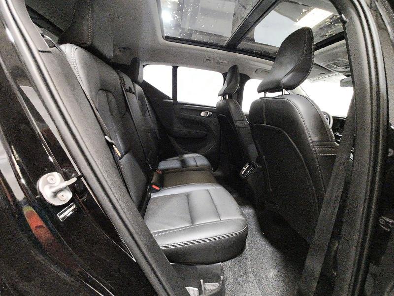 Foto 11 de la subasta – 2026 VOLVO XC40 con VIN YV4L12UC6T2804657