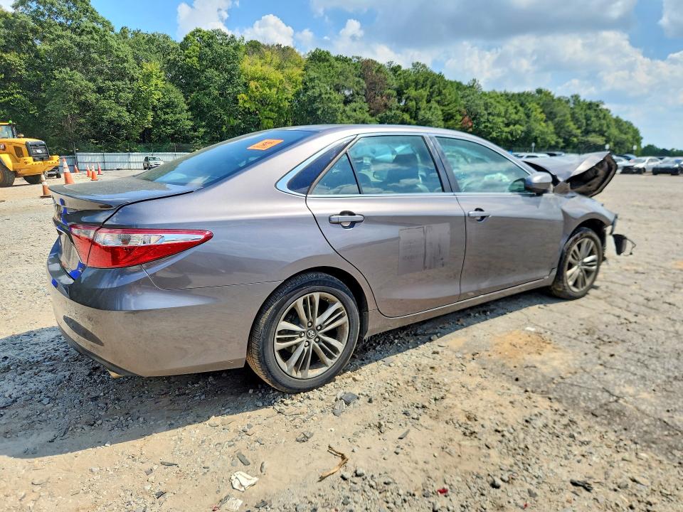 Zdjęcie 3 z aukcji – 2017 TOYOTA CAMRY z VIN 4T1BF1FK4HU430894