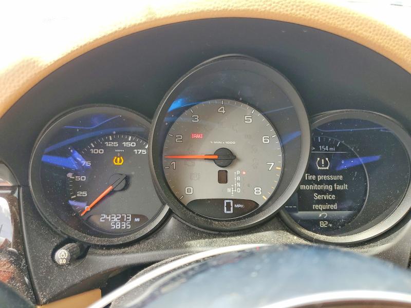 Photo 9 from auction – 2016 PORSCHE MACAN with VIN WP1AB2A52GLB45262