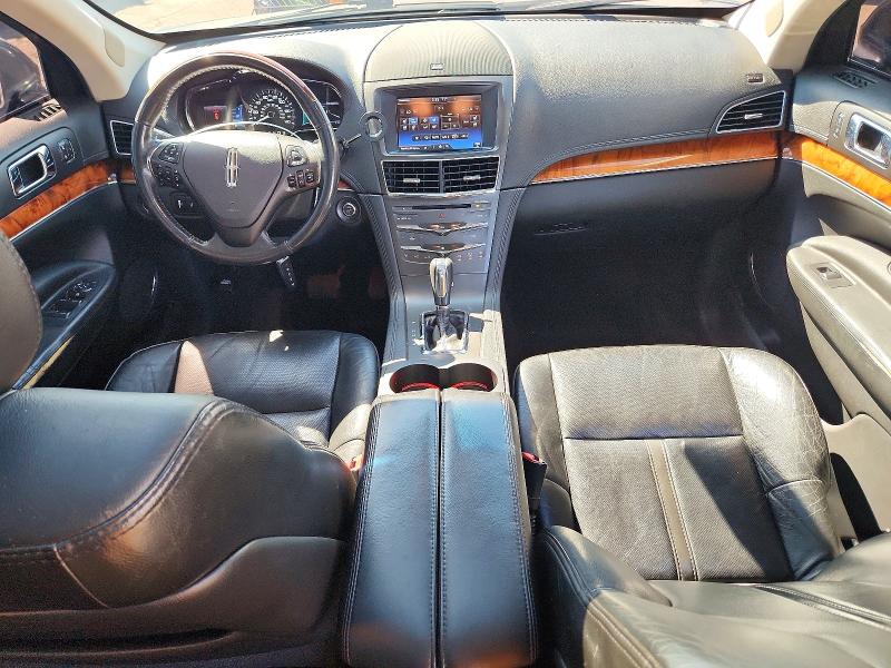 Photo 8 from auction – 2013 LINCOLN MKT with VIN 2LMHJ5ATXDBL54473