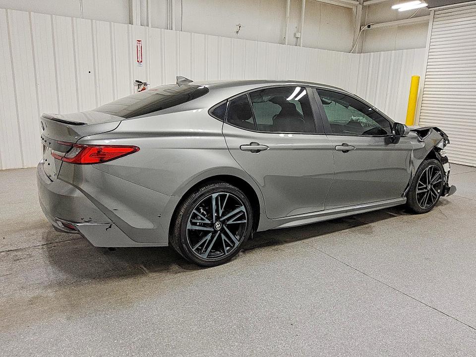 Zdjęcie 3 z aukcji – 2026 TOYOTA CAMRY z VIN 4T1DAACK1TU283244