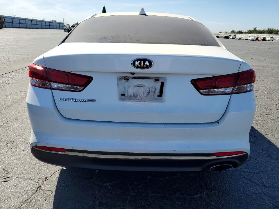 Фото 6 с аукциона – 2016 KIA OPTIMA с VIN KNAGT4L3XG5074006