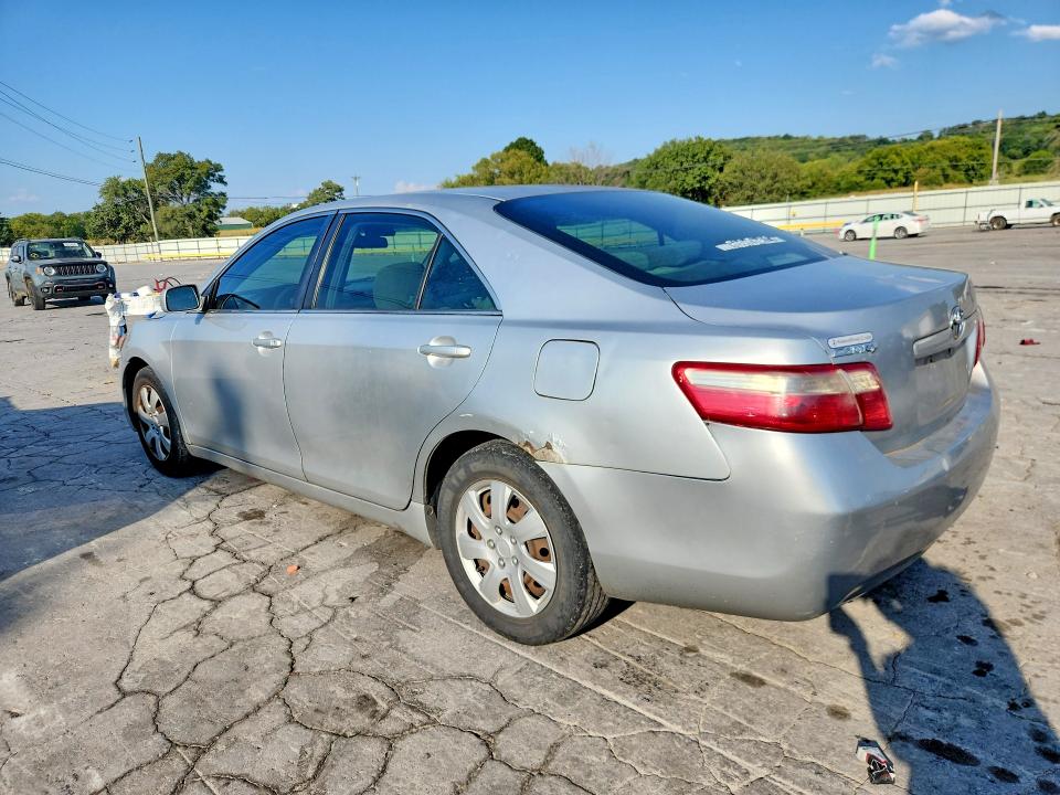 Photo 2 from auction – 2007 TOYOTA CAMRY with VIN 4T1BE46K07U678398