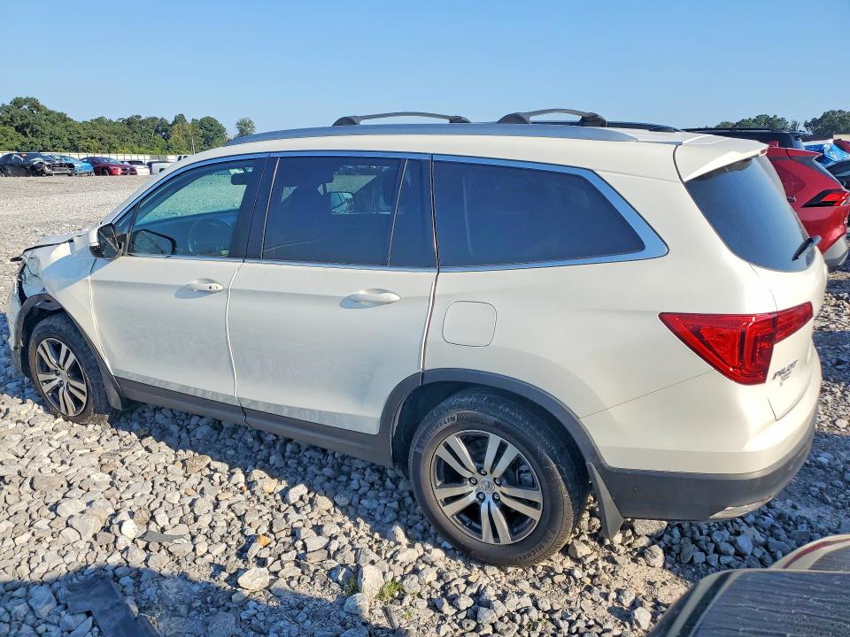 Photo 2 from auction – 2017 HONDA PILOT with VIN 5FNYF6H59HB032298