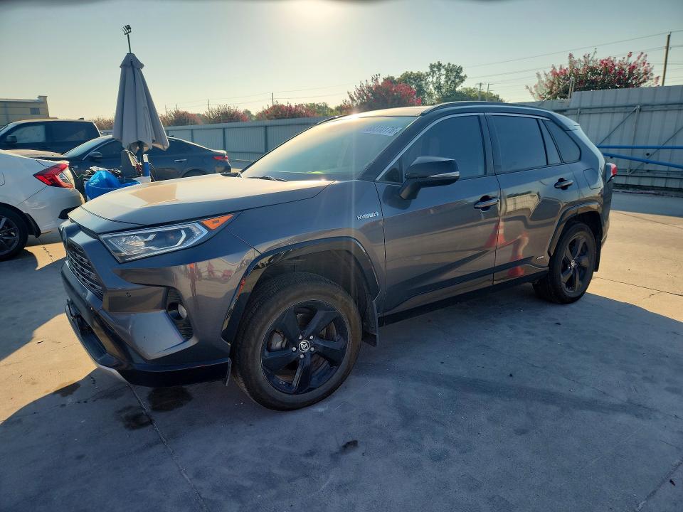 TOYOTA RAV4 2019 with VIN JTMEWRFV3KD521463 - Photo from auction