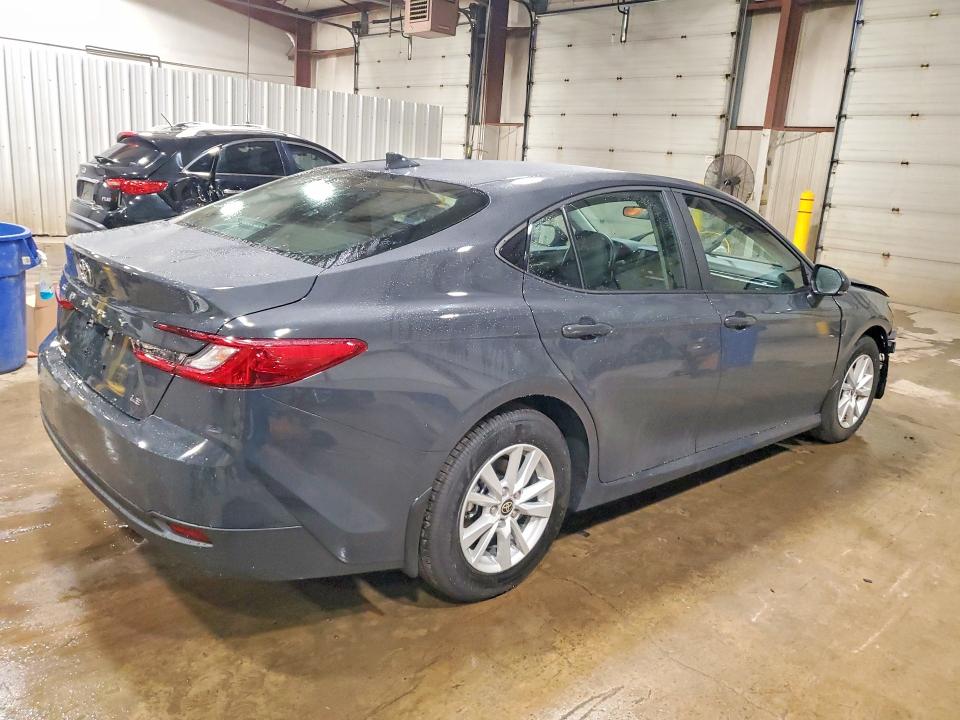 Photo 3 from auction – 2026 TOYOTA CAMRY with VIN 4T1DAACK9TU340872
