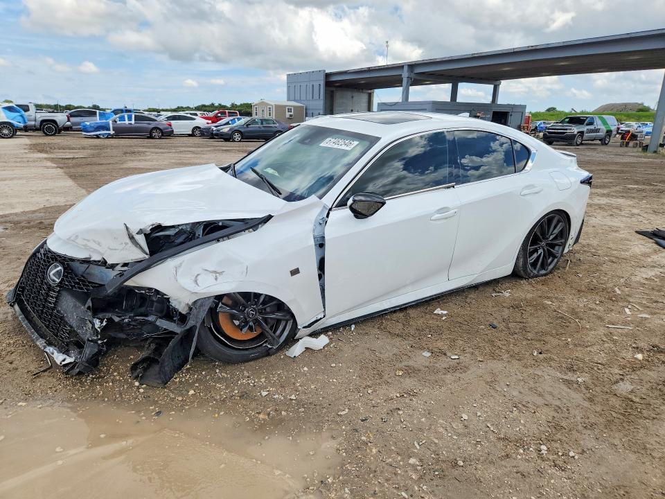 LEXUS IS 350 2024 con VIN JTHBZ1B29R5080917 - Foto de la subasta