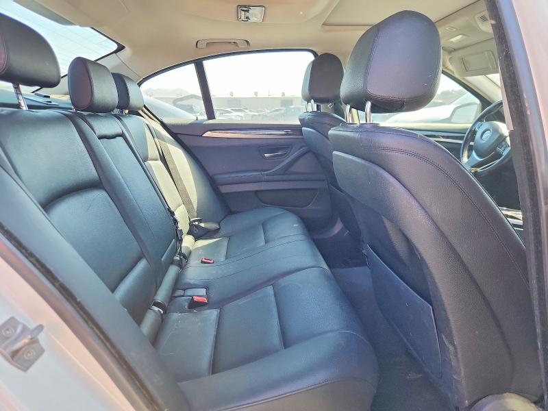 صورة رقم 10 من المزاد - 2015 BMW 528 مع VIN WBA5A5C52FD524949