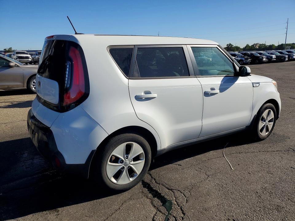 Photo 3 from auction – 2015 KIA SOUL with VIN KNDJN2A24F7794390