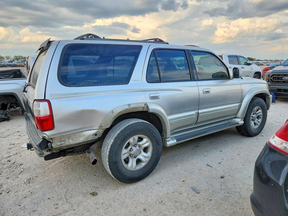 Photo 3 from auction – 2001 TOYOTA 4RUNNER with VIN JT3GN87R310211413