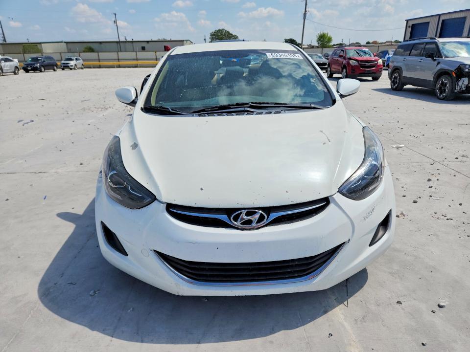 Photo 5 from auction – 2011 HYUNDAI ELANTRA with VIN 5NPDH4AE7BH045163
