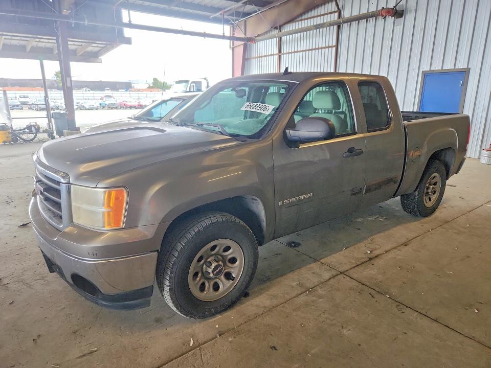 GMC NEW SIERRA 2007 z numerem VIN 1GTEC19C27Z516480 - Zdjęcie z aukcji