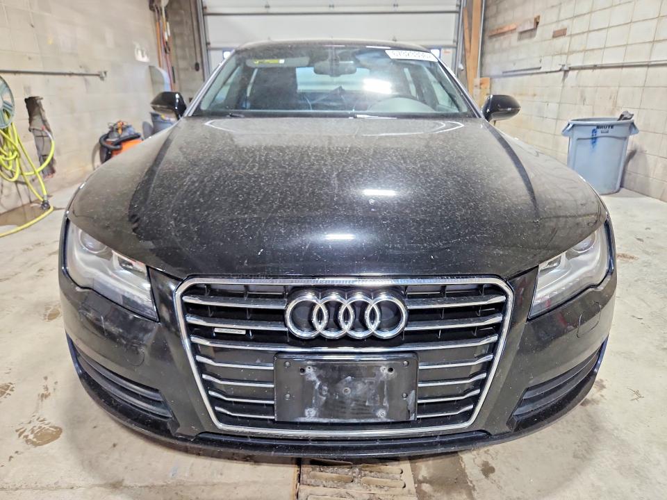 Снимка 5 от търг – 2014 AUDI A7 с VIN WAUWGAFC7EN026695