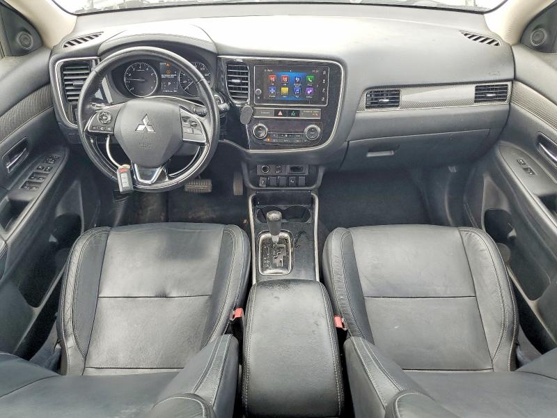 Снимка 8 от търг – 2019 MITSUBISHI OUTLANDER с VIN JA4AZ3A30KZ040768