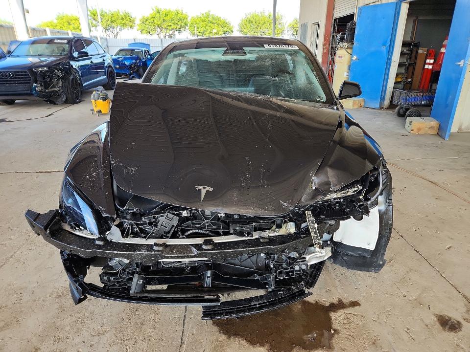 Photo 5 from auction – 2025 TESLA MODEL 3 with VIN 5YJ3E1EA8SF013671