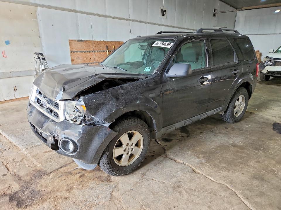 2011 FORD ESCAPE
