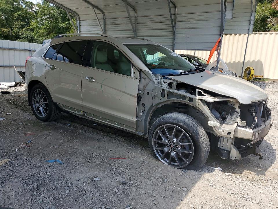 Zdjęcie 4 z aukcji – 2015 CADILLAC SRX z VIN 3GYFNDE3XFS567110