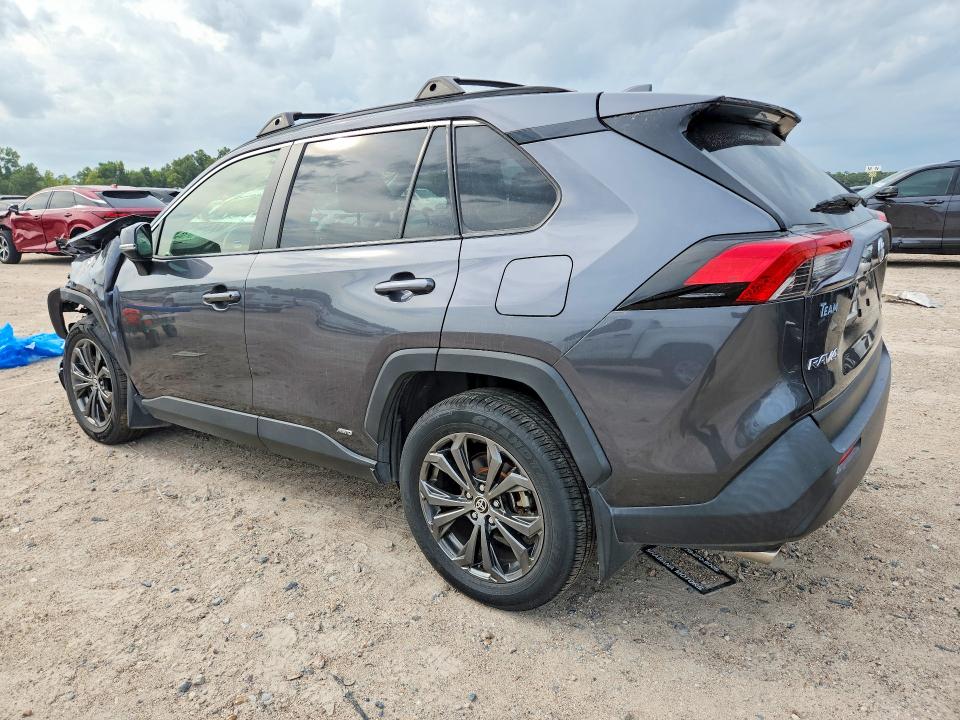Photo 2 from auction – 2023 TOYOTA RAV4 with VIN JTMB6RFV7PD106348