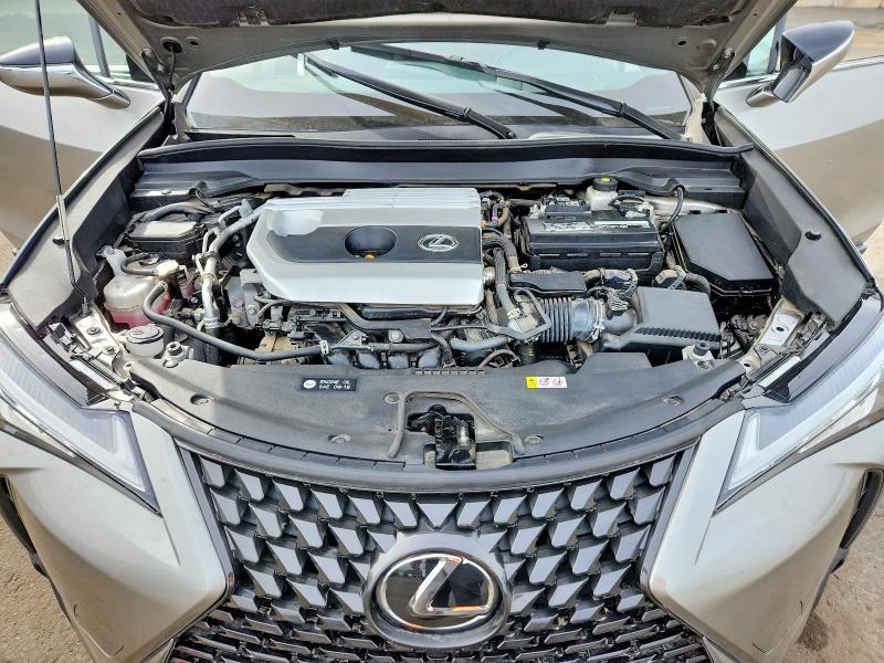 Снимка 11 от търг – 2022 LEXUS UX 200 с VIN JTHX3JBH8N2045860