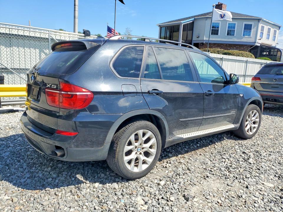 Photo 3 from auction – 2011 BMW X5 with VIN 5UXZV4C50BL404939