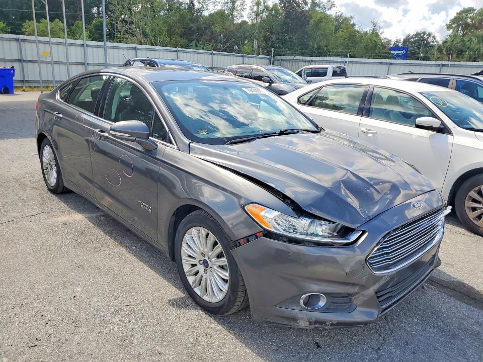 Фото 4 с аукциона – 2015 FORD FUSION с VIN 3FA6P0PU3FR135728