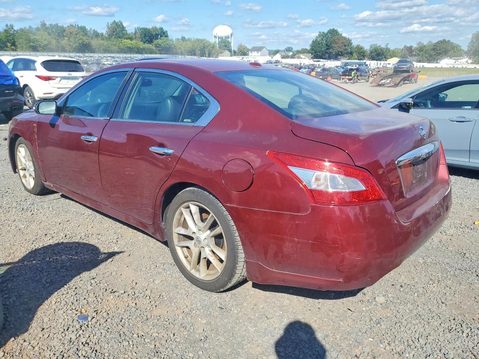 Foto 2 de la subasta – 2010 NISSAN MAXIMA con VIN 1N4AA5AP7AC827557