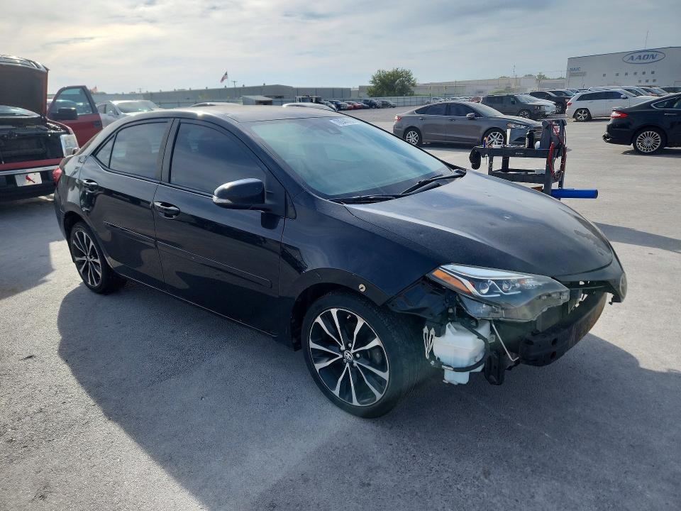 Снимка 4 от търг – 2017 TOYOTA COROLLA с VIN 2T1BURHE0HC816158