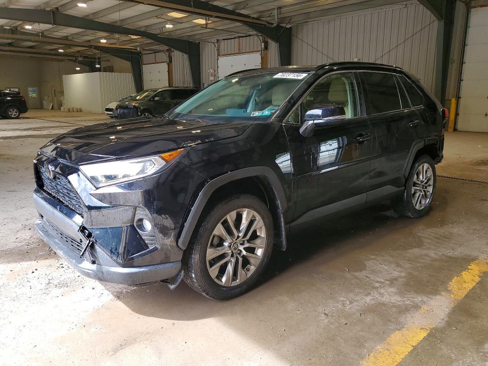 Снимка 1 от търг – 2019 TOYOTA RAV4 с VIN JTMA1RFV9KD511033
