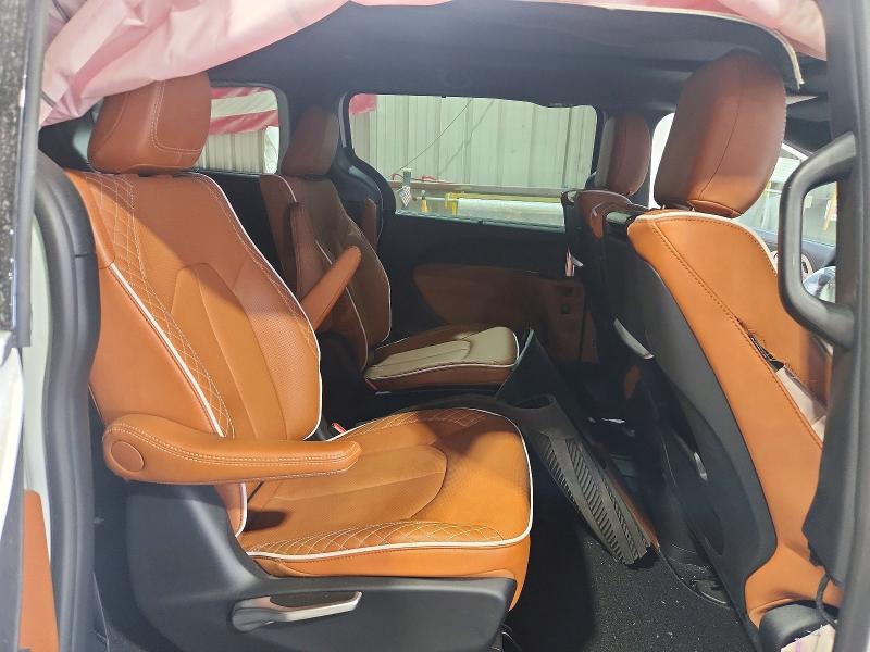 Photo 11 from auction – 2026 CHRYSLER PACIFICA with VIN 2C4RC1PG7TR171846