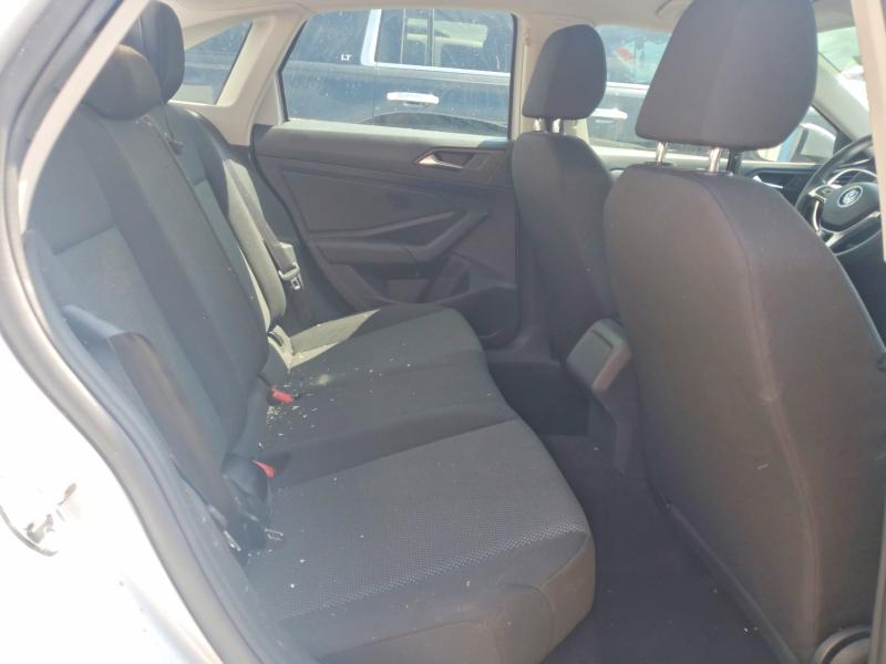 Photo 10 from auction – 2019 VOLKSWAGEN JETTA with VIN 3VWC57BU4KM030025