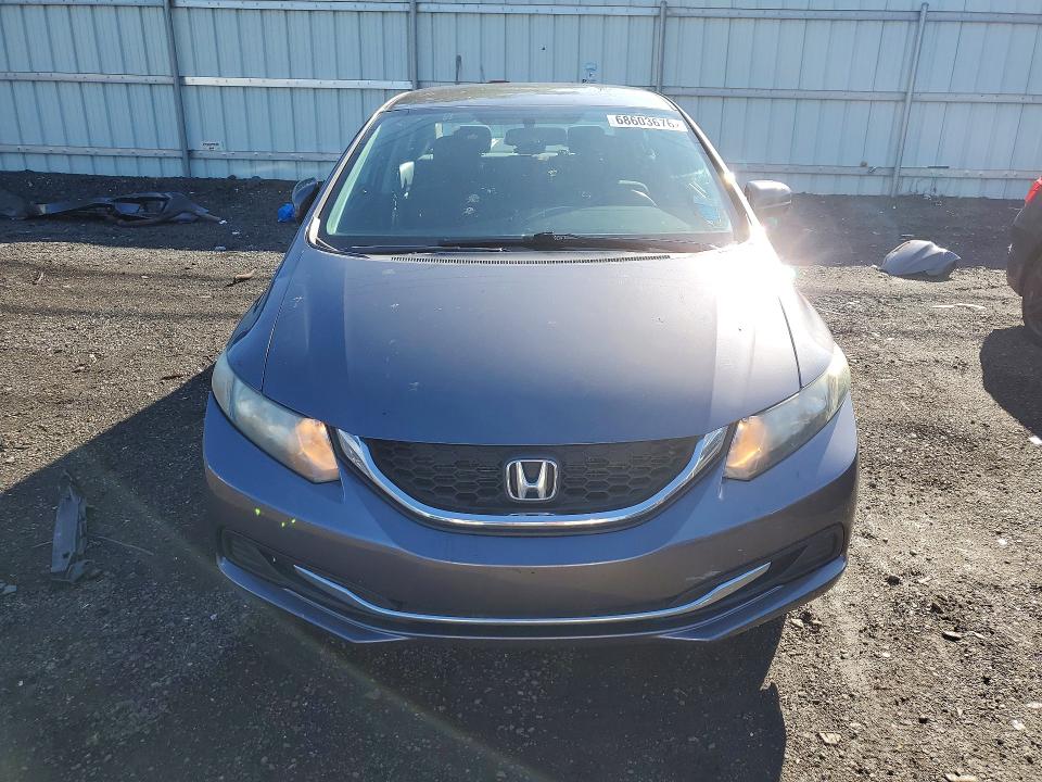Снимка 5 от търг – 2015 HONDA CIVIC с VIN 19XFB2F57FE283788