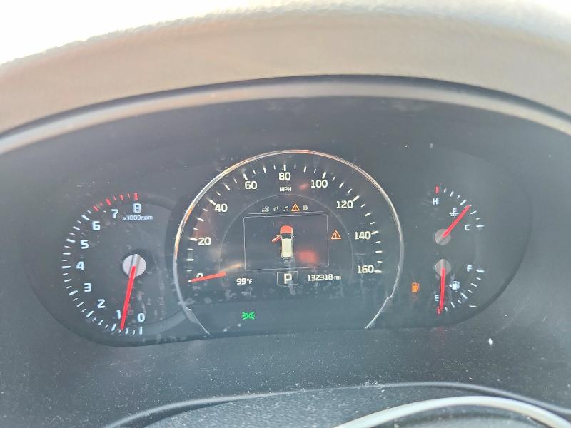 Photo 9 from auction – 2017 KIA SORENTO with VIN 5XYPK4A5XHG257411