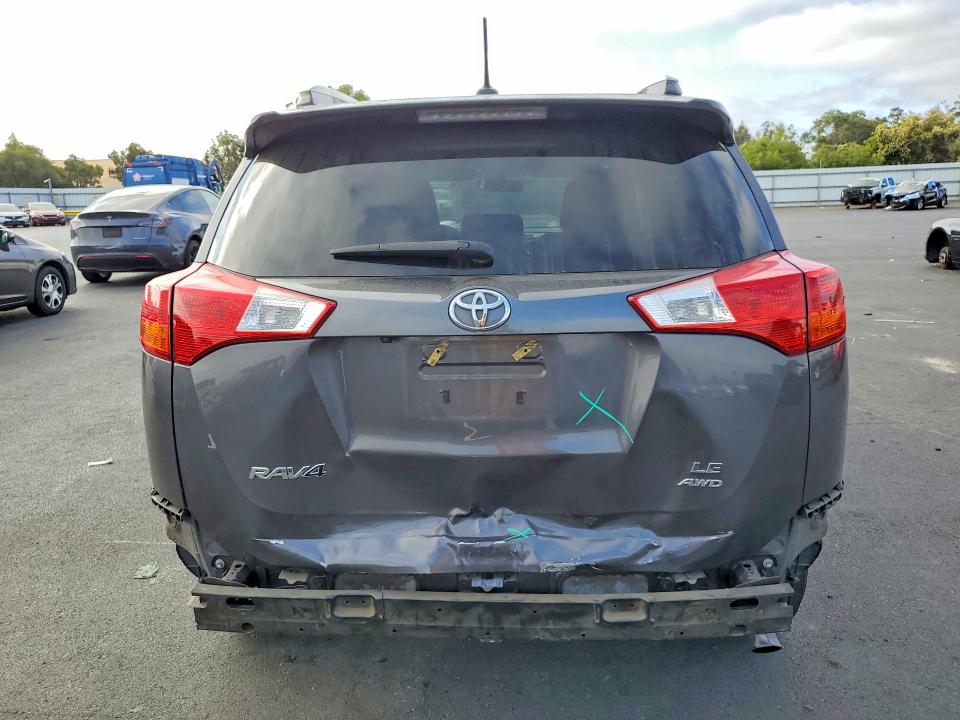 Photo 6 from auction – 2014 TOYOTA RAV4 with VIN 2T3BFREV9EW150496