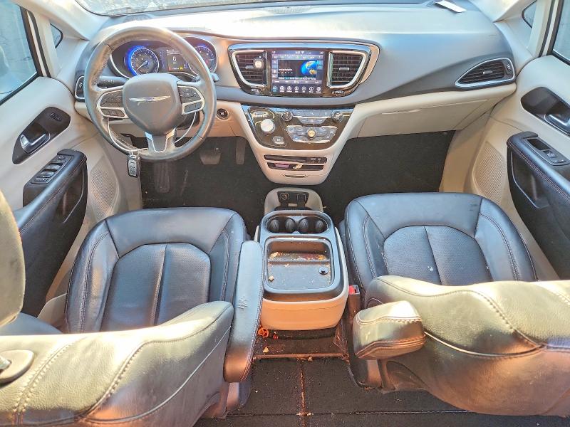 Photo 8 from auction – 2020 CHRYSLER PACIFICA with VIN 2C4RC1BG6LR238055