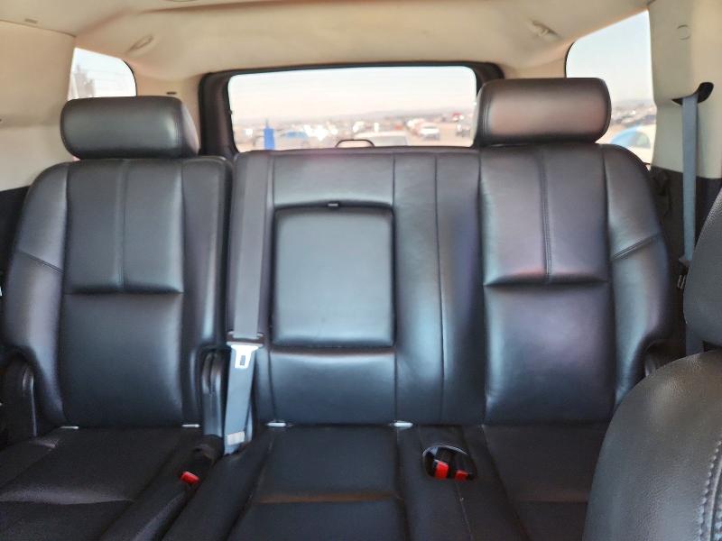 Снимка 10 от търг – 2008 GMC YUKON с VIN 1GKFK13098R197347