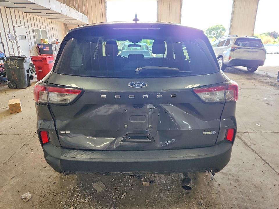 Photo 6 from auction – 2020 FORD ESCAPE with VIN 1FMCU9G69LUA26346