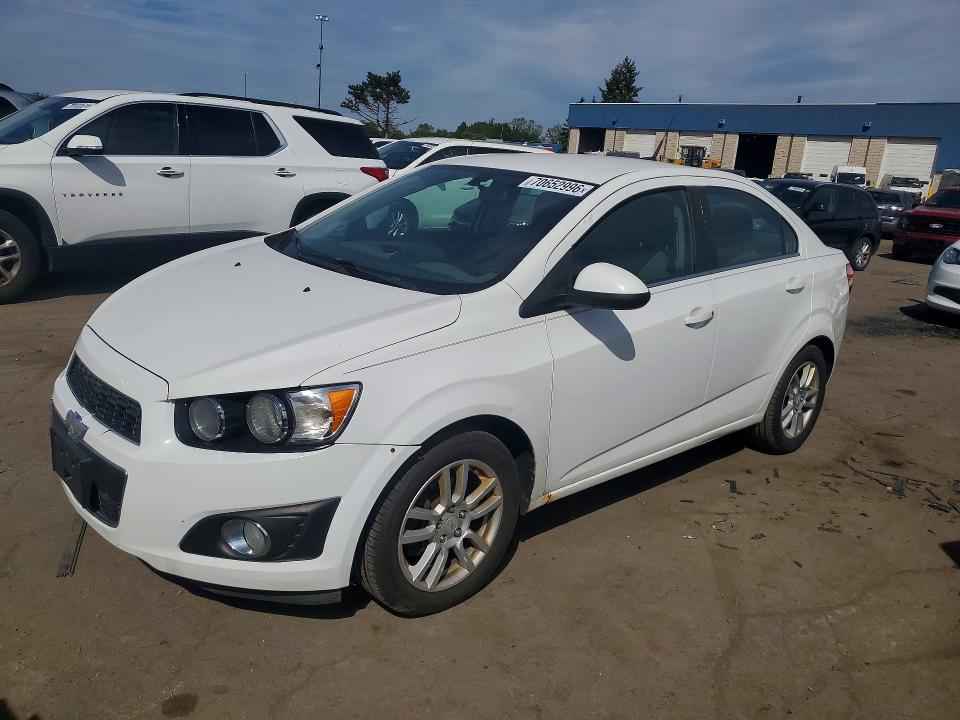 CHEVROLET SONIC 2012 with VIN 1G1JC5SH8C4172326 - Photo from auction