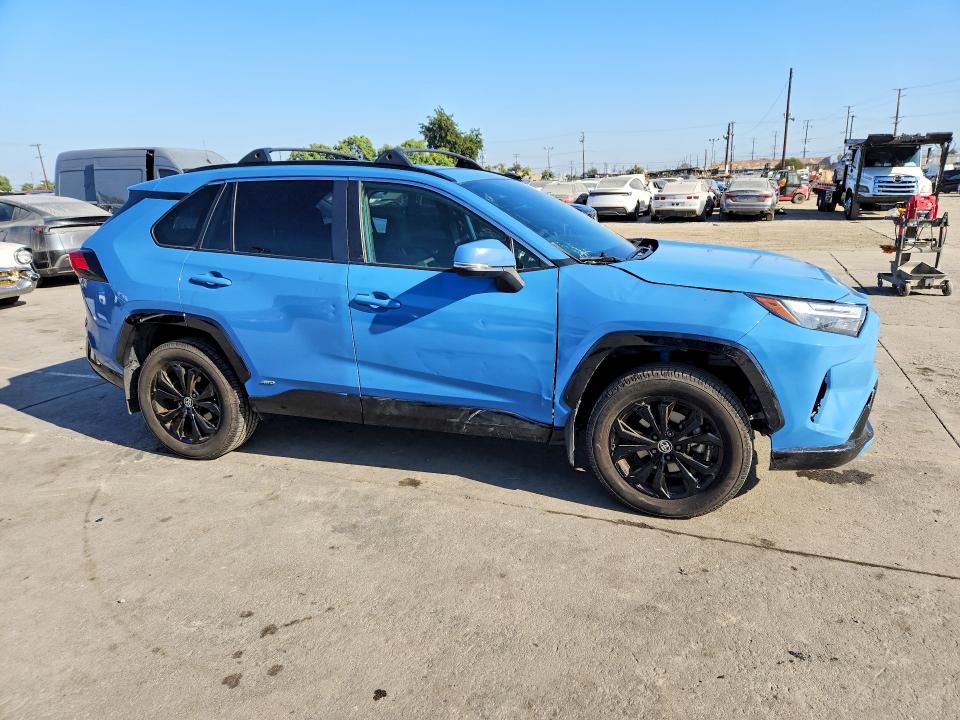 Zdjęcie 4 z aukcji – 2022 TOYOTA RAV4 z VIN JTM16RFV4ND524908