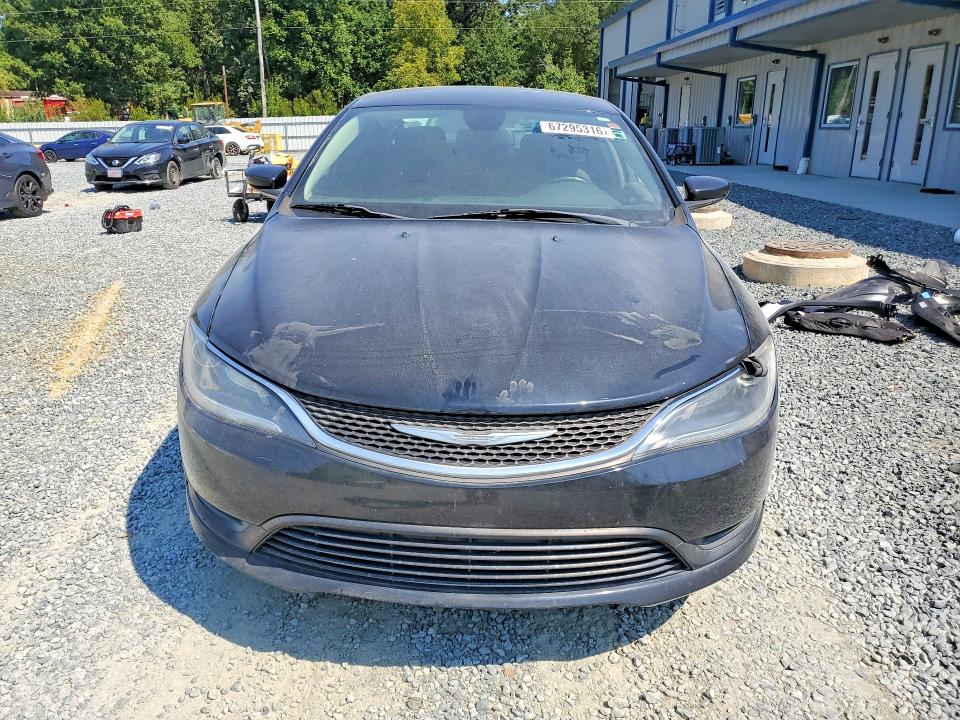 Photo 5 from auction – 2017 CHRYSLER 200 with VIN 1C3CCCFB6HN503632