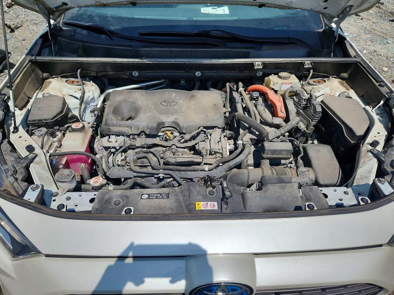 Photo 12 from auction – 2019 TOYOTA RAV4 with VIN JTMEWRFV9KJ021227