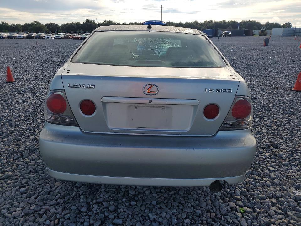 Zdjęcie 6 z aukcji – 2003 LEXUS IS 300 z VIN JTHBD192630079989