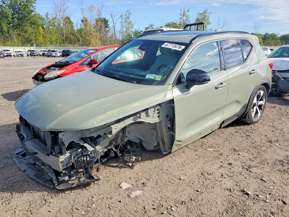 2024 VOLVO XC40 - Търг №67713476