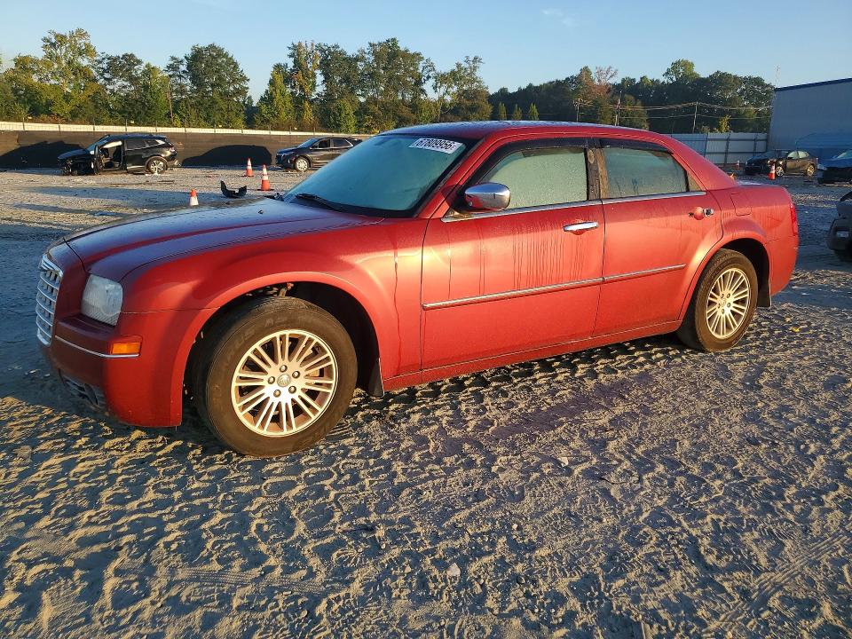 CHRYSLER 300 2010 z numerem VIN 2C3CA1CVXAH255778 - Zdjęcie z aukcji