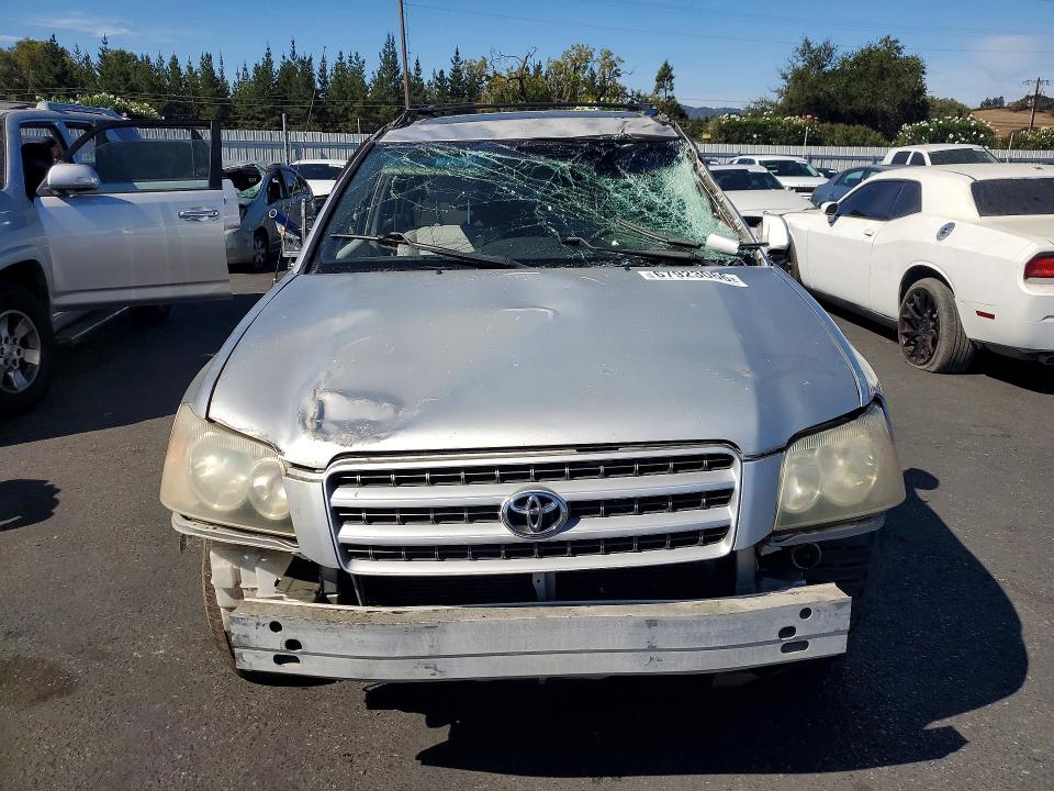 صورة رقم 5 من المزاد - 2002 TOYOTA HIGHLANDER مع VIN JTEGF21A120035466