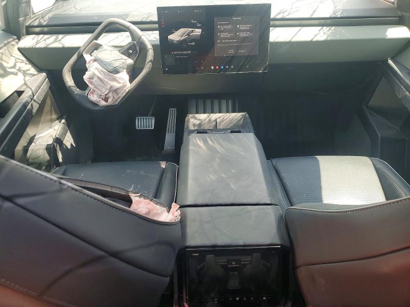 Photo 8 from auction – 2024 TESLA CYBERTRUCK with VIN 7G2CEHED8RA022443