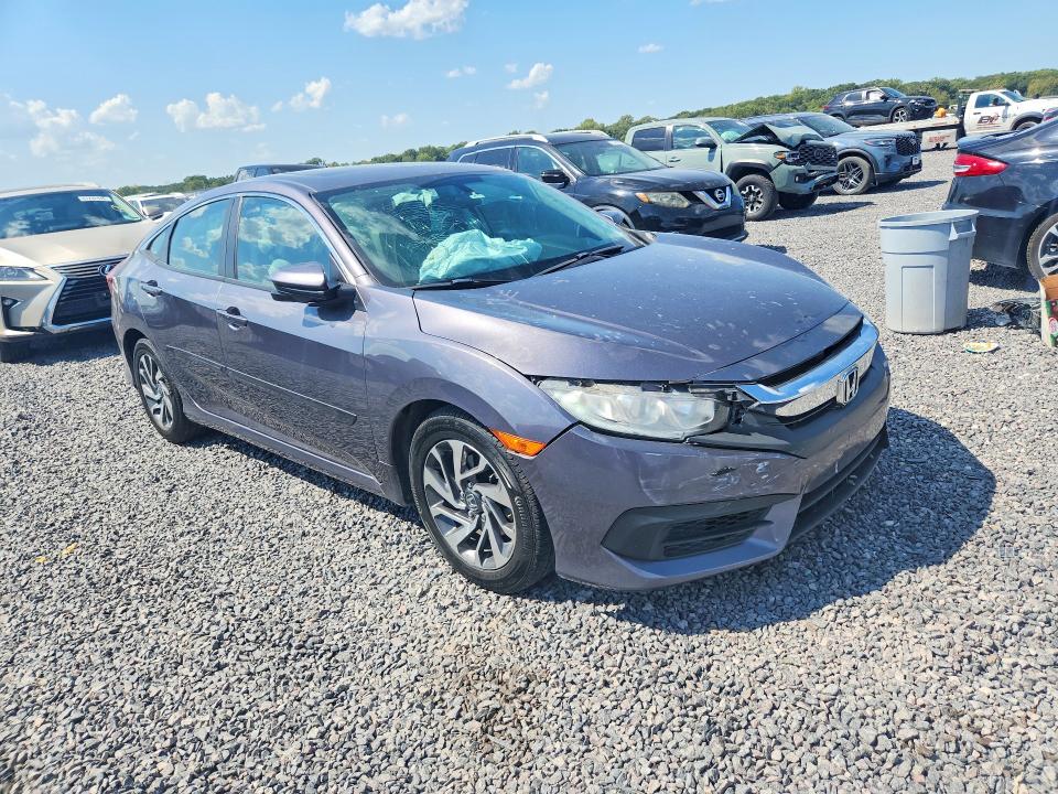 Photo 4 from auction – 2016 HONDA CIVIC with VIN 19XFC2F70GE005069