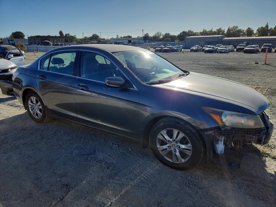 Photo 4 from auction – 2012 HONDA ACCORD with VIN 1HGCP2F40CA217806