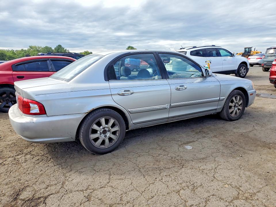 صورة رقم 3 من المزاد - 2004 KIA OPTIMA مع VIN KNAGD128645351769